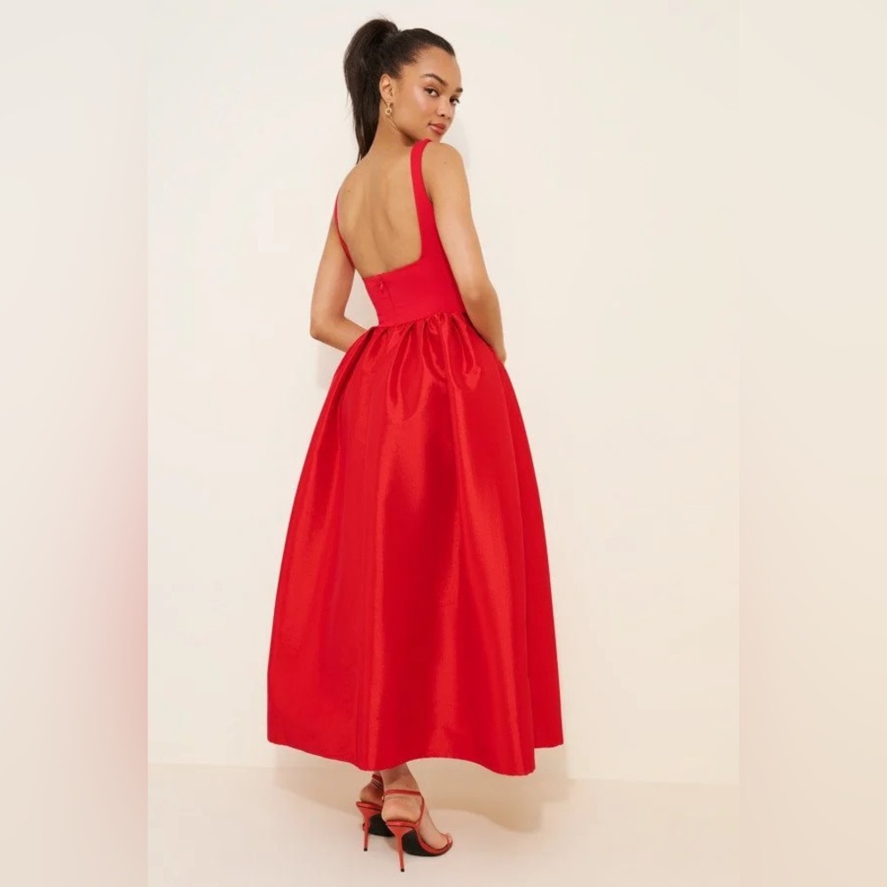 Delfi Collective Elsa Long Dress in Red - Picture 2 of 14